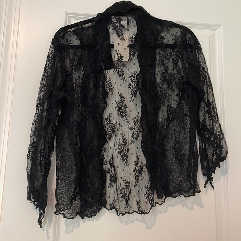NWT Jes Irie Wear black lace top